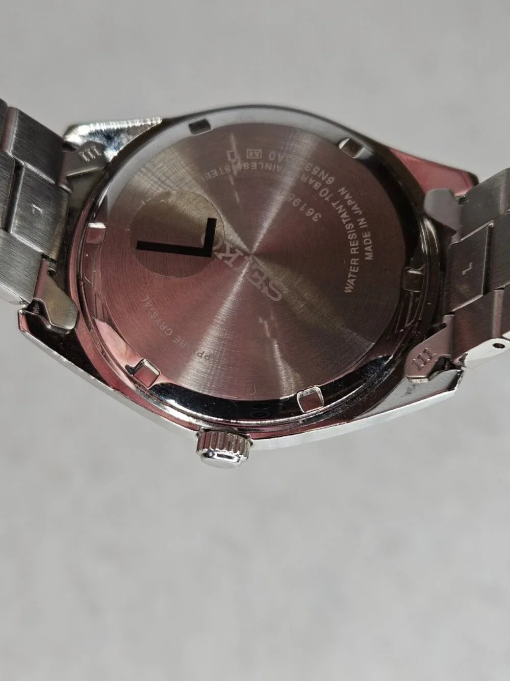 Seiko 6N53-00A0 Black Face Crystal Date Stainless Steel Watch